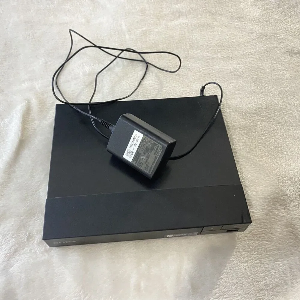 Sony BDP S1700 Blu Ray or DVD Player w/ Power Cord No Remote
